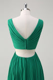 Green A-Line V Neck Pleated Chiffon Hollow Out Knee Length Bridesmaid Dress