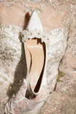Luxury White Pointed Satin Silk Wedding Shoes with Flowers